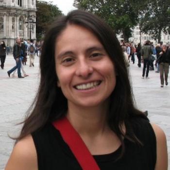 Portrait photo of Paula Welander