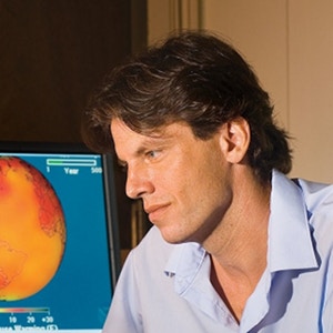 Portrait photo of Brian Soden