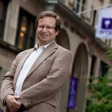 Portrait photo of Steven Koonin