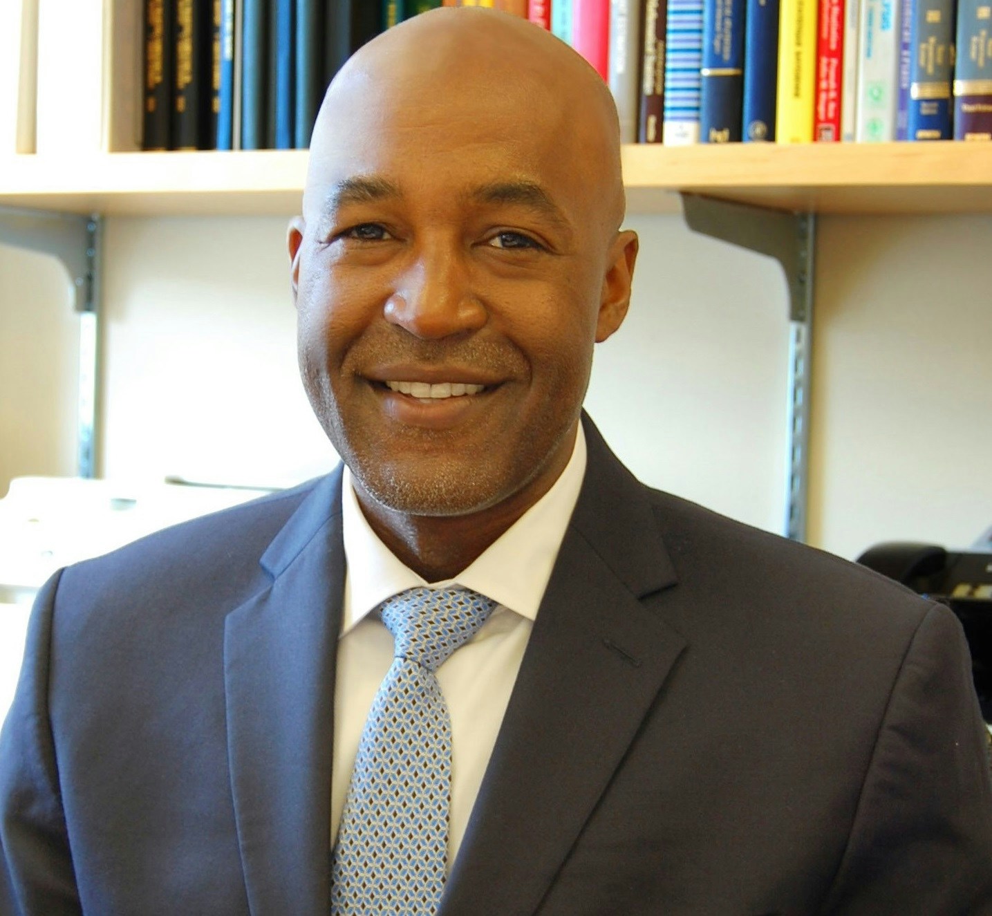 Portrait photo of F. Dubois Bowman