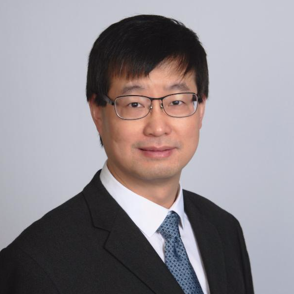 Portrait photo of Jun Ye