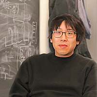 Portrait photo of Garnet Chan