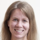 Portrait photo of Elise Robinson