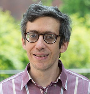 Portrait photo of Noam D Elkies