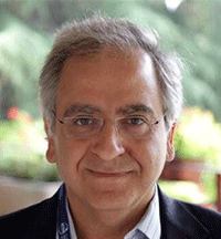 Portrait photo of Cumrun Vafa