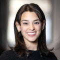 Peri Lund headshot.