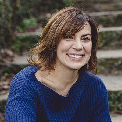 Elizabeth Neeley headshot