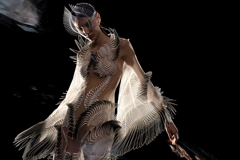 Iris van Herpen. Kimono Dress, from the collection, 2020. Glass organza, crepe, tulle, and Mylar. Model: Cynthia Arrebola. (Photo: David Ụzọchukwu)