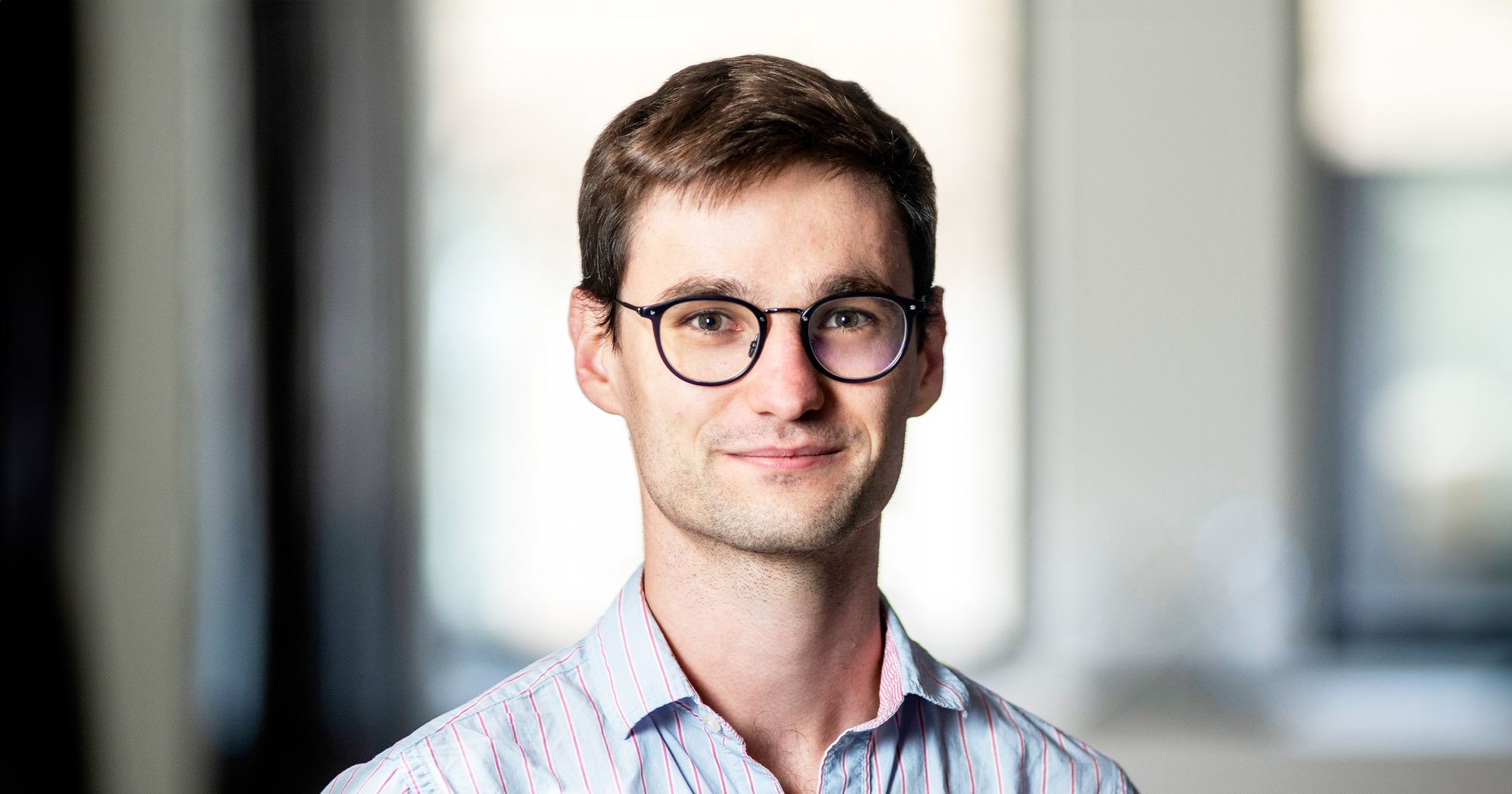 Headshot of Flatiron Institute scientist Valentin Crépel.