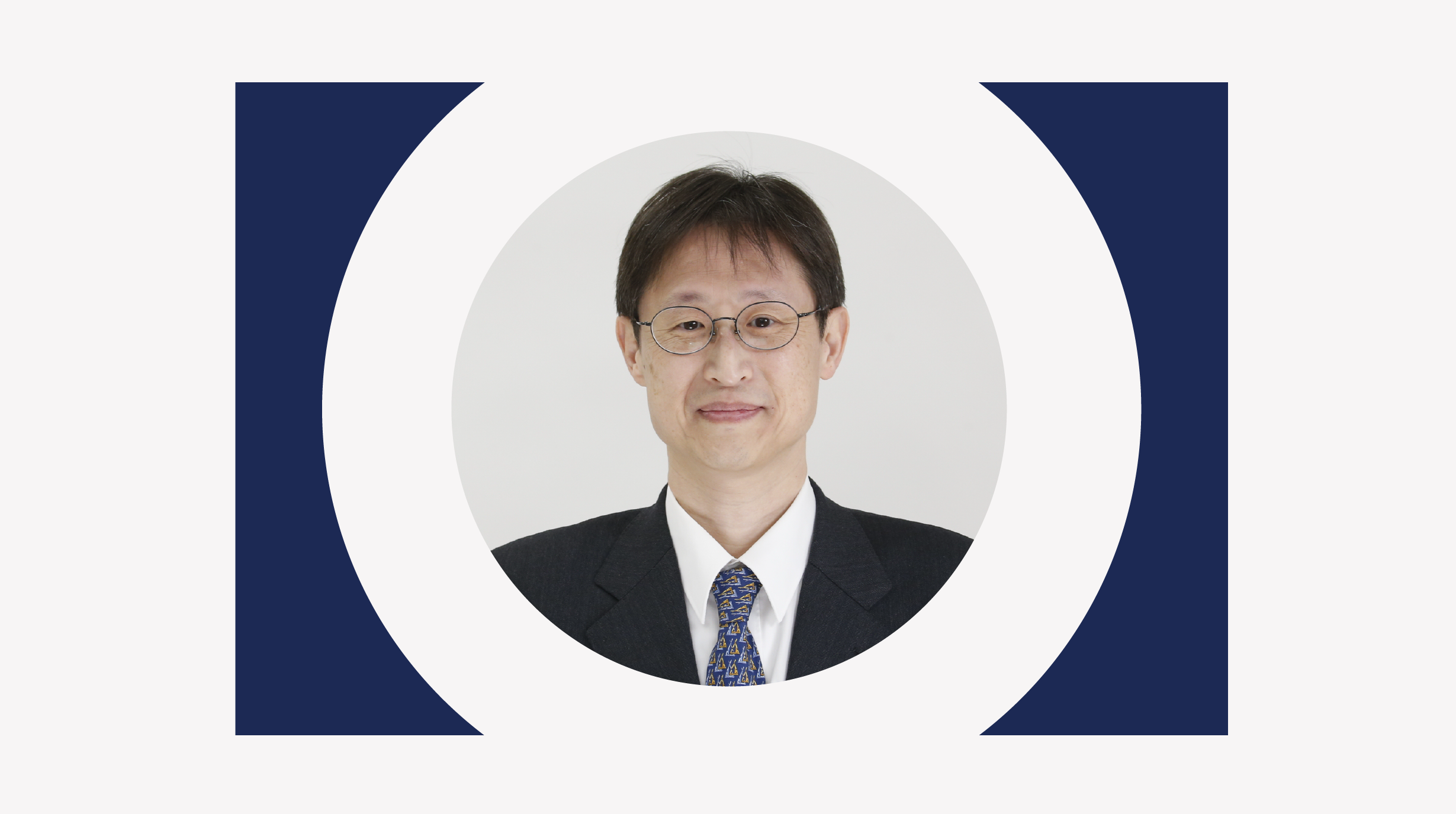 Ryotaro Arita portrait with brackets around him.