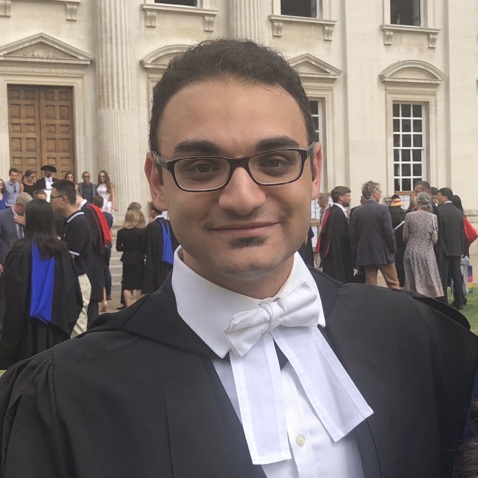 Adrian Bayer headshot