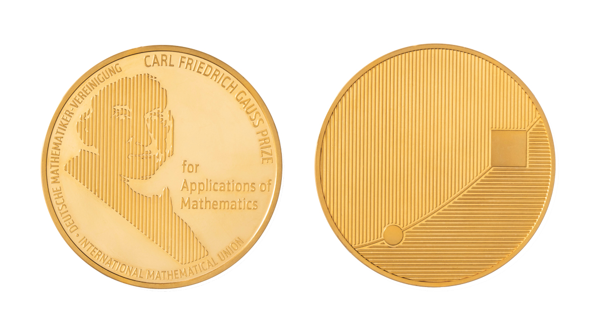 A photo of the front and back of the Carl Friedrich Gauss Prize Medal.