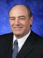 Headshot of SFARI Investigator Daniel Notterman.