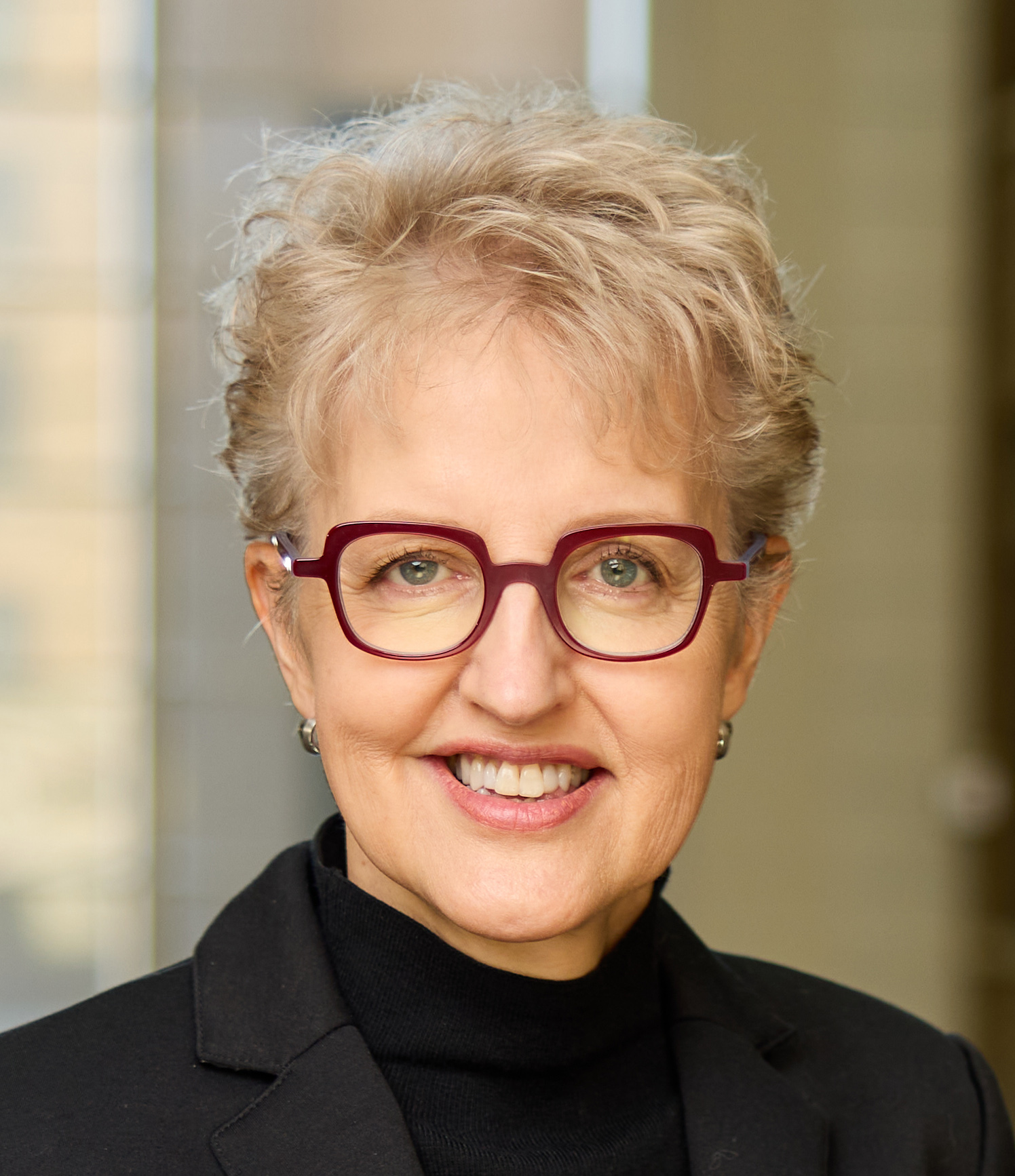 Linda J. Richards headshot.