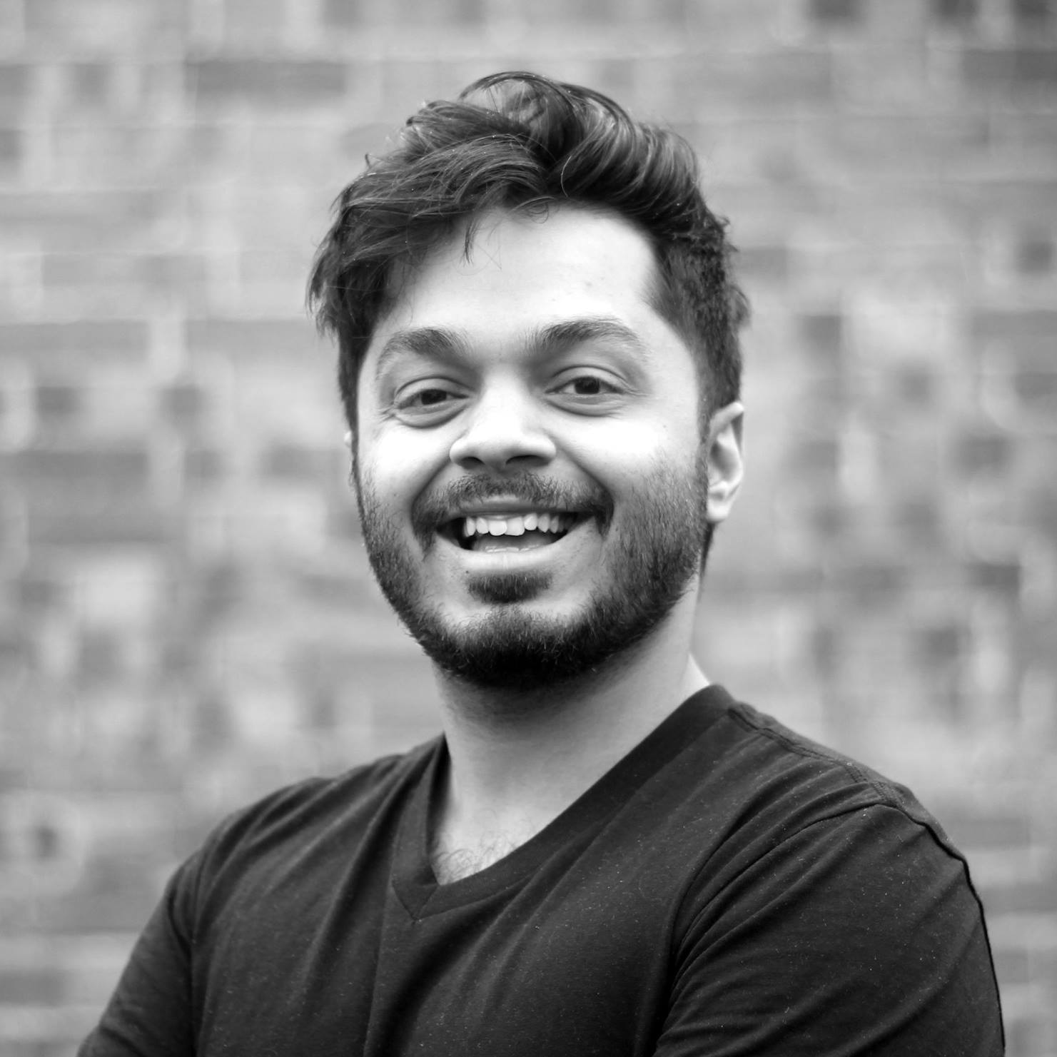 Varun Warrier headshot.